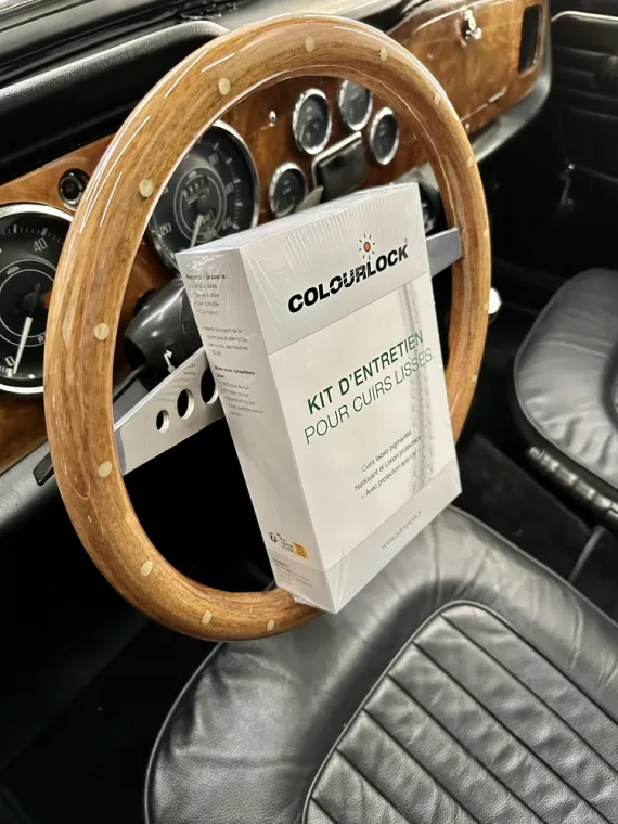 Traitement et entretien du cuir avec la marque COLOURLOCK à Lagnieu., Meximieux, LEMACHE AUTO DETAILING